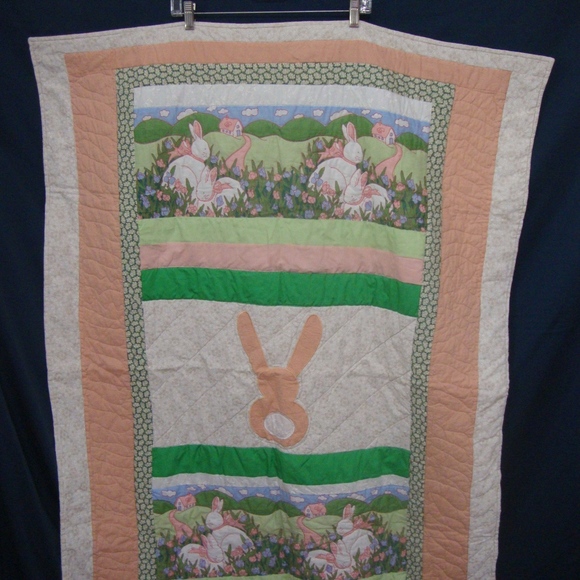 Rabbit Quilt Handmade Comforter Country Bunnies - Picture 1 of 8